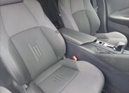 Toyota C-HR SUV 1,8 l 103 kw