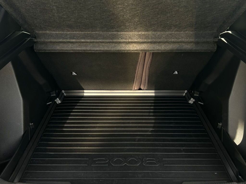 Peugeot 2008 SUV 1,2 l 74 kw