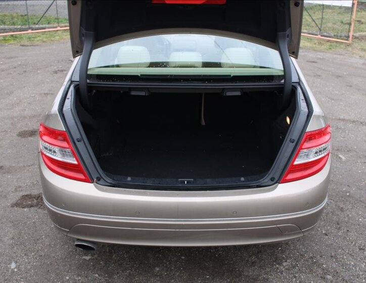 Mercedes-Benz Třídy C 13