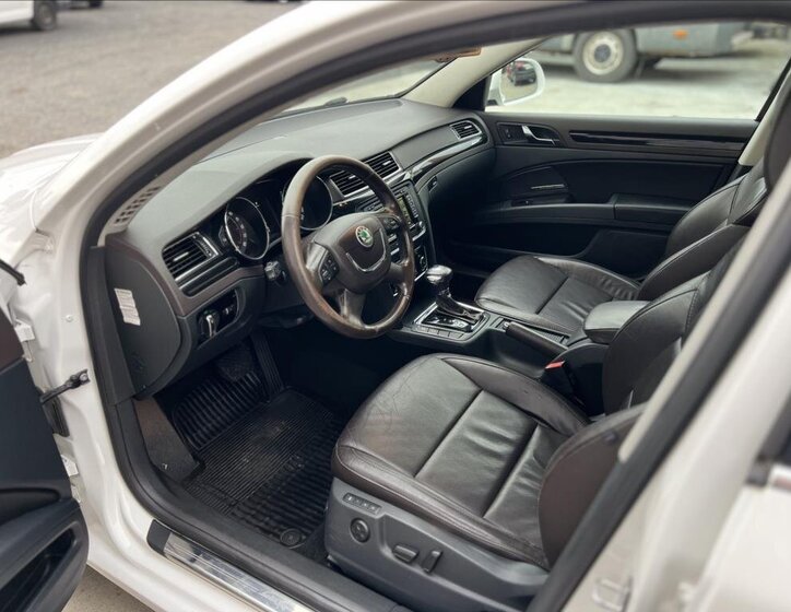 Škoda Superb Kombi 2,0 l 125 kw