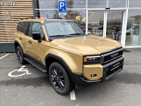 Toyota Land Cruiser SUV 2,8 l 150 kw