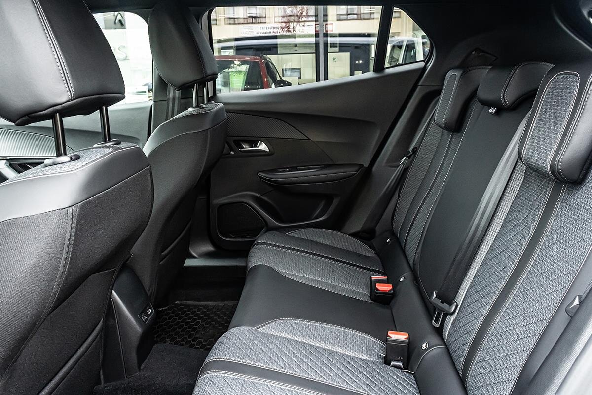 Peugeot 2008 SUV 1,2 l 81 kw