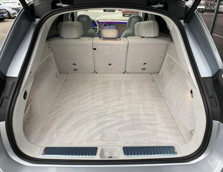 Mercedes-Benz EQS SUV / Terénní 0,0 265 kw