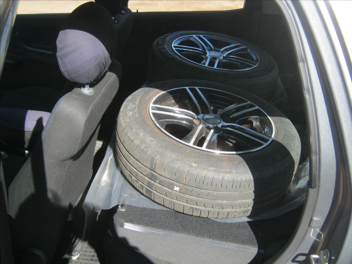 Suzuki Ignis Kombi 1,3 l 68 kw