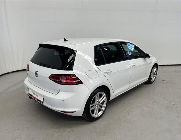 Volkswagen Golf Hatchback 2,0 l 135 kw