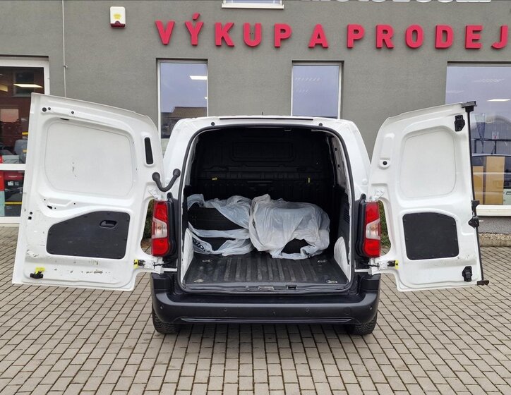 Peugeot Partner Skříň 1,2 l 81 kw