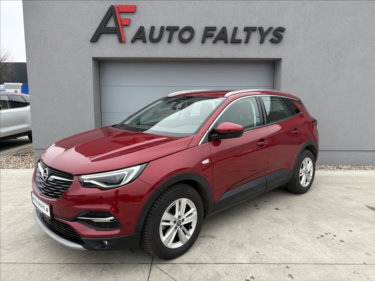 Opel Grandland X Sedan / Limuzína 1,2 l 96 kw