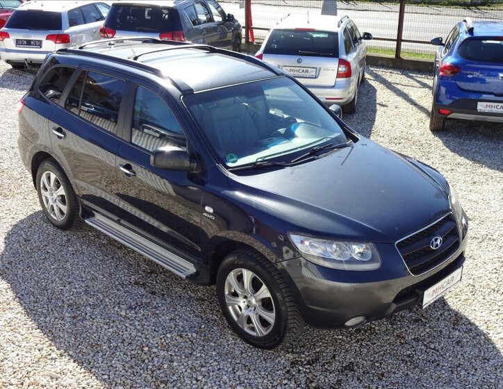 Hyundai Santa Fe SUV / Terénní 2,2 l 114 kw