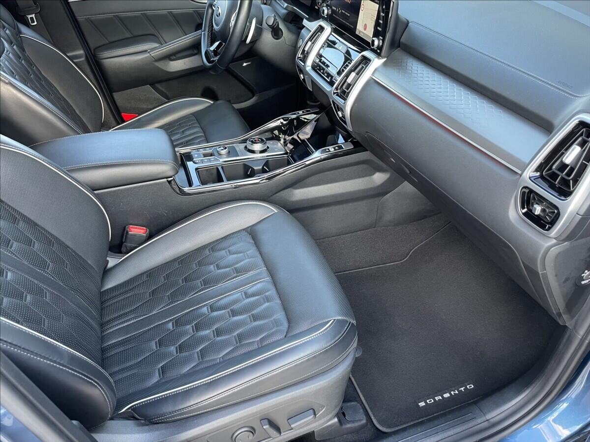 KIA Sorento SUV / Terénní 2,2 l 148 kw