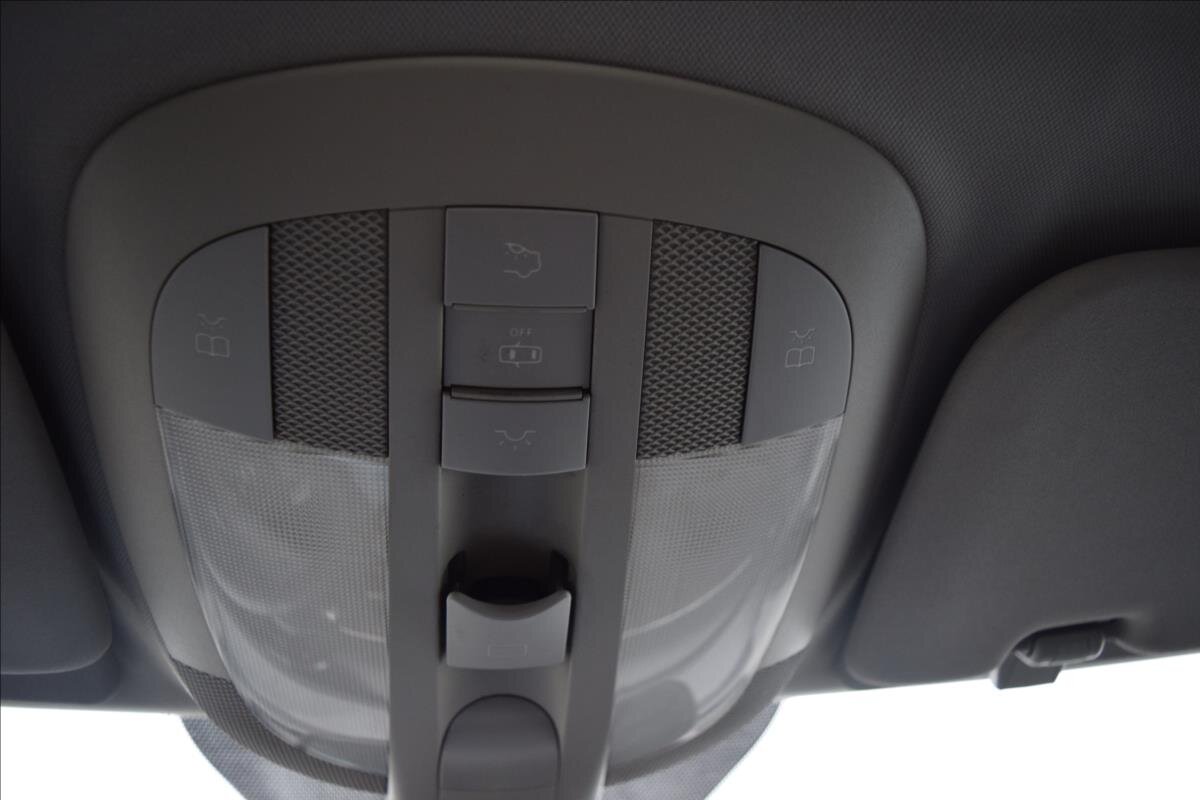 Mercedes-Benz Třídy R Kombi 3,0 l 140 kw