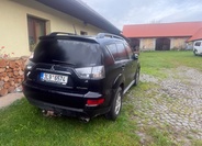 Mitsubishi Outlander 1