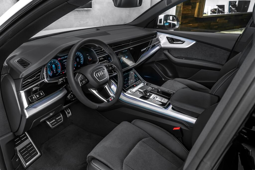 Audi Q8 SUV 3,0 l 210 kw