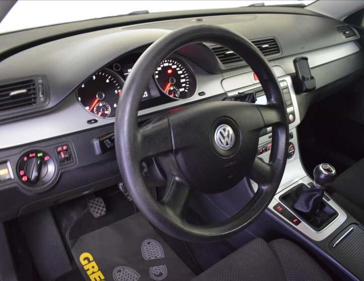 Volkswagen Passat Kombi 2,0 l 81 kw