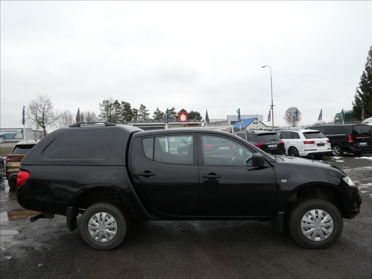 Mitsubishi L200 Pick-up 2,5 l 100 kw