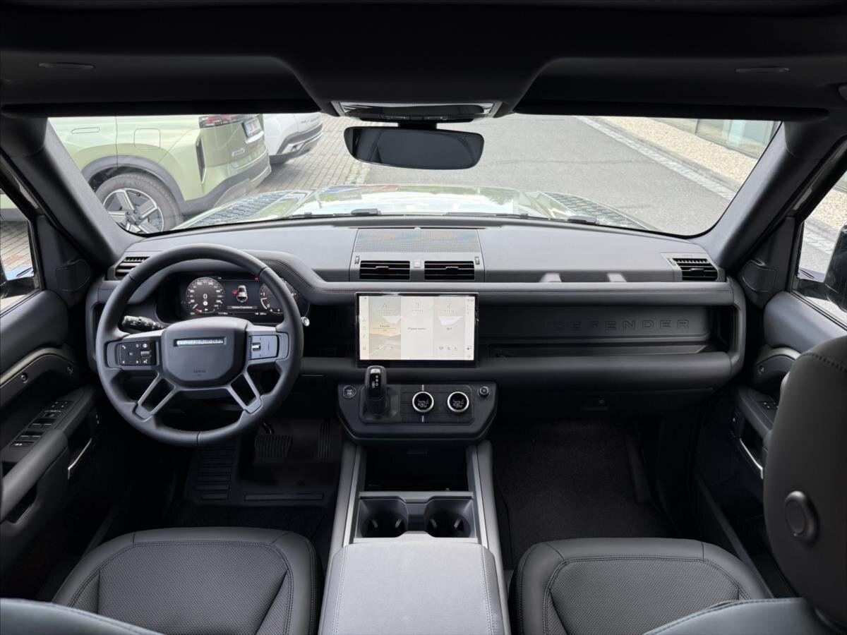 Land Rover Defender SUV 3,0 l 184 kw