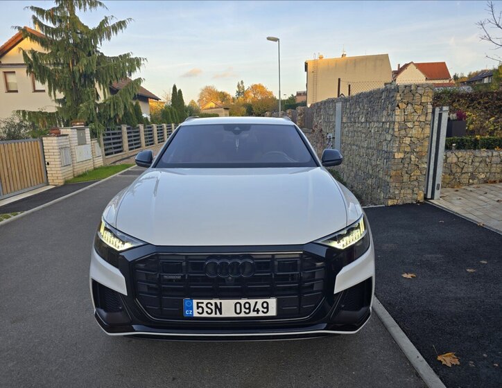 Audi Q8 Hatchback 3,0 l 210 kw