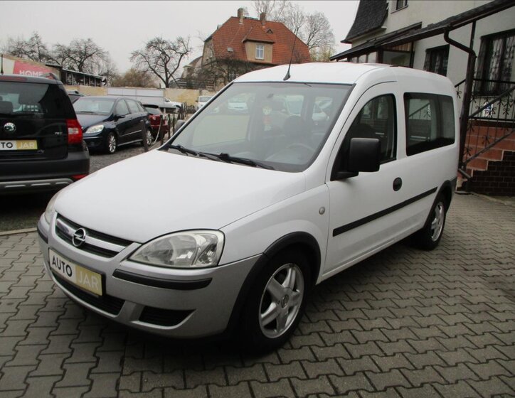 Opel Combo Kombi 1,7 l 74 kw