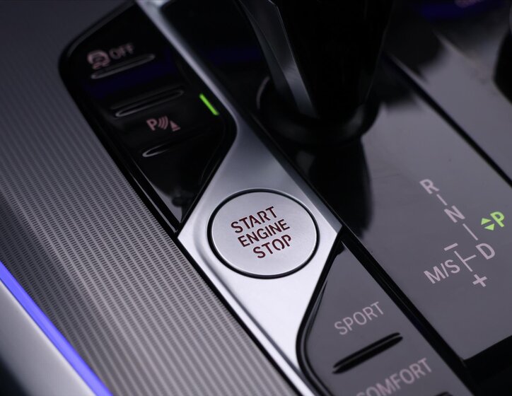 BMW X5 SUV / Terénní 3,0 l 210 kw