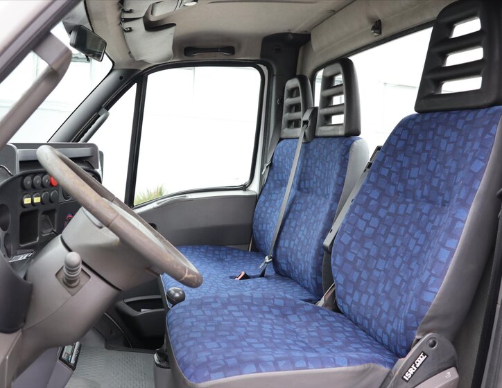 Iveco Daily Valník 2,8 l 107 kw