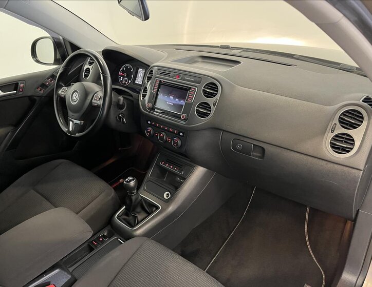 Volkswagen Tiguan SUV 2,0 l 81 kw