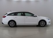 Hyundai i30 4