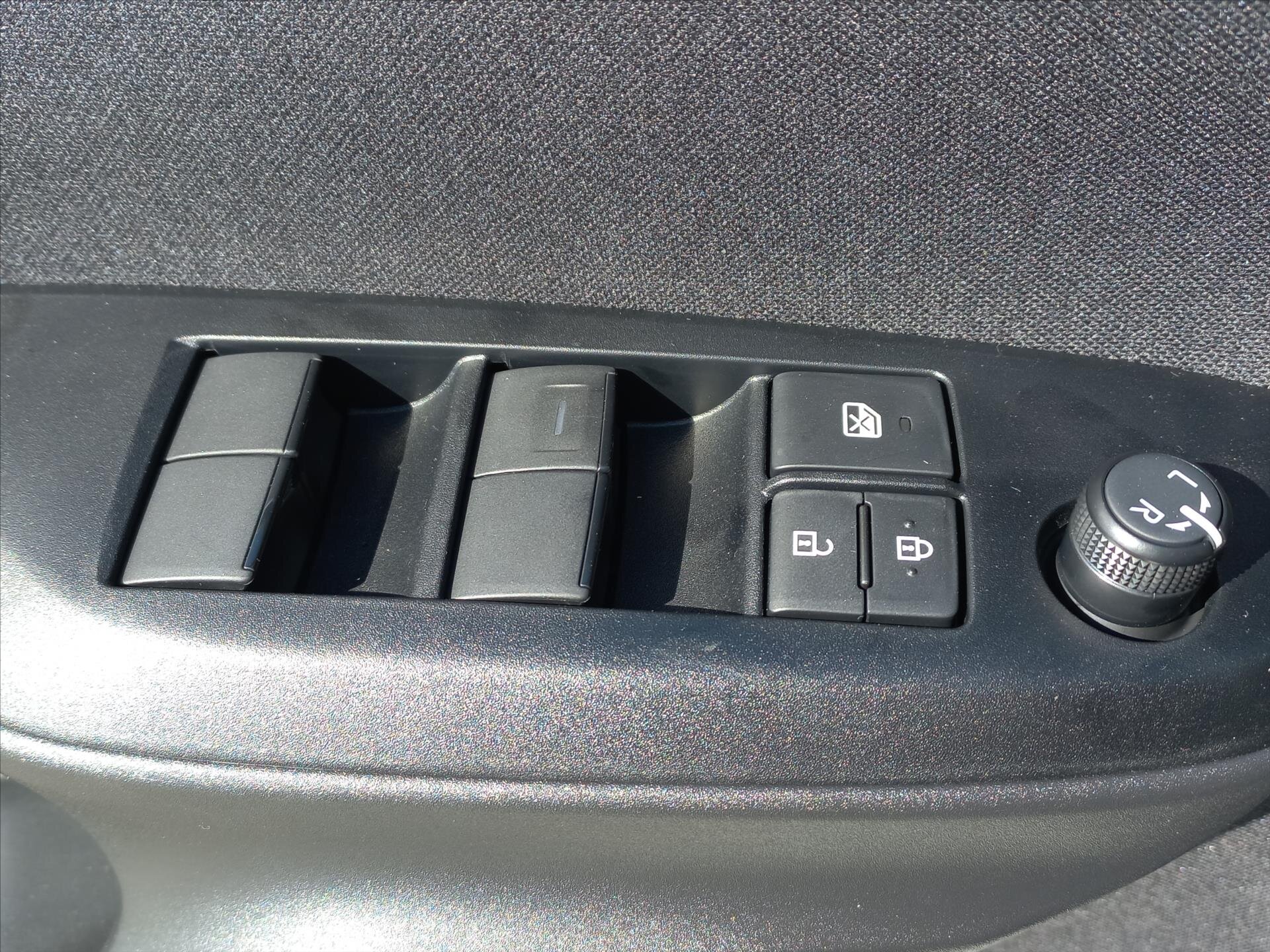 Toyota Yaris Hatchback 1,5 l 68 kw