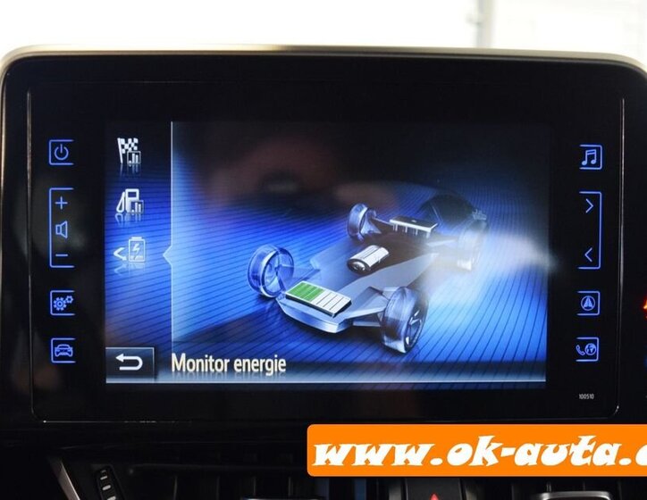 Toyota C-HR Hatchback 1,8 l 0