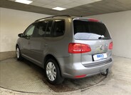 Volkswagen Touran 5