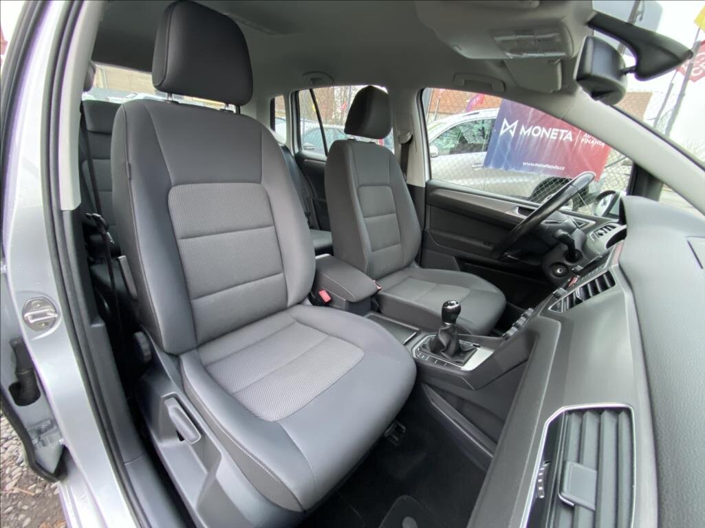 Volkswagen Golf Sportsvan MPV 1,6 l 81 kw