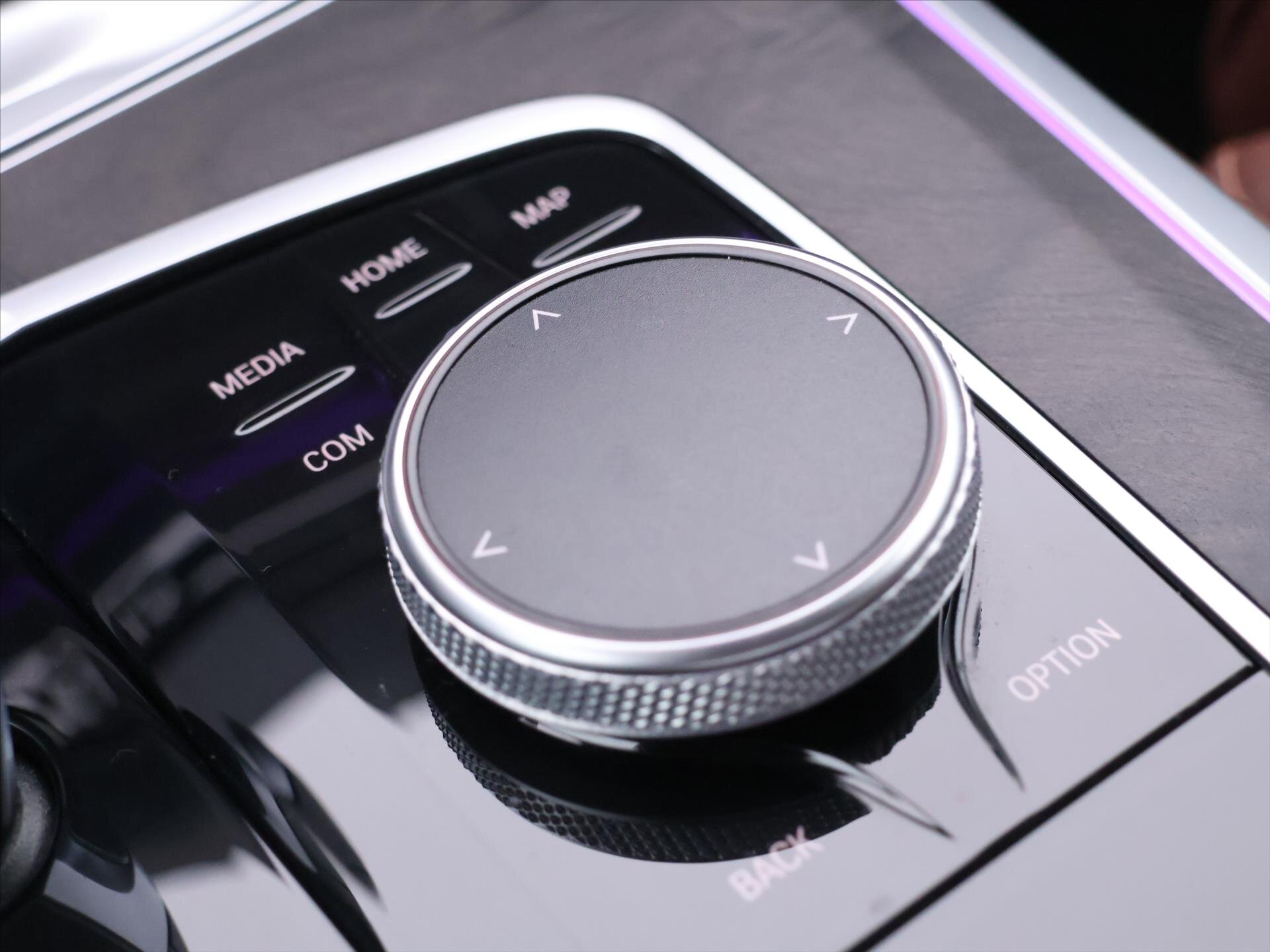 BMW X5 SUV / Terénní 3,0 l 210 kw