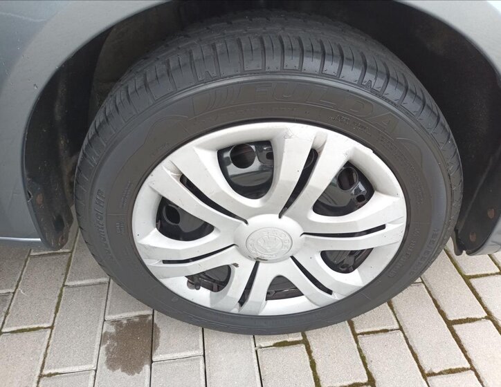 Škoda Roomster Kombi 1,2 l 63 kw