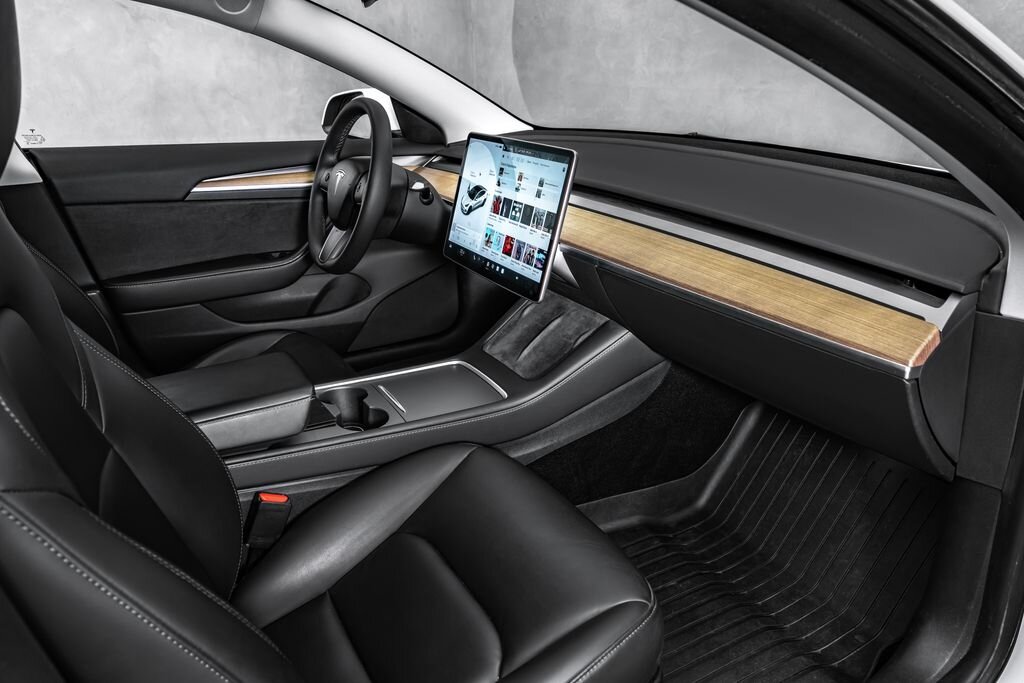 Tesla Model 3 Sedan 0,0 65 kw