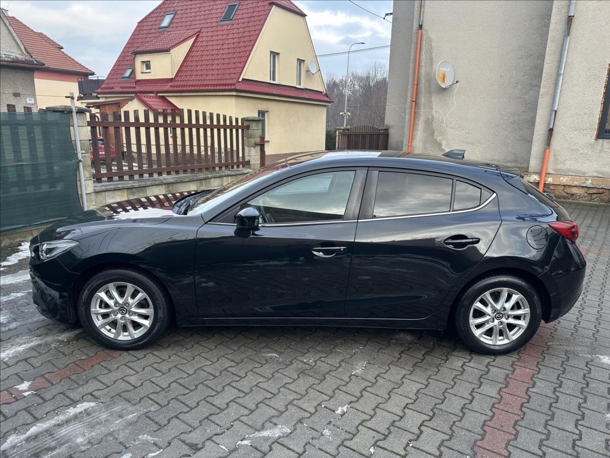 Mazda 3 Hatchback 2,0 l 121 kw