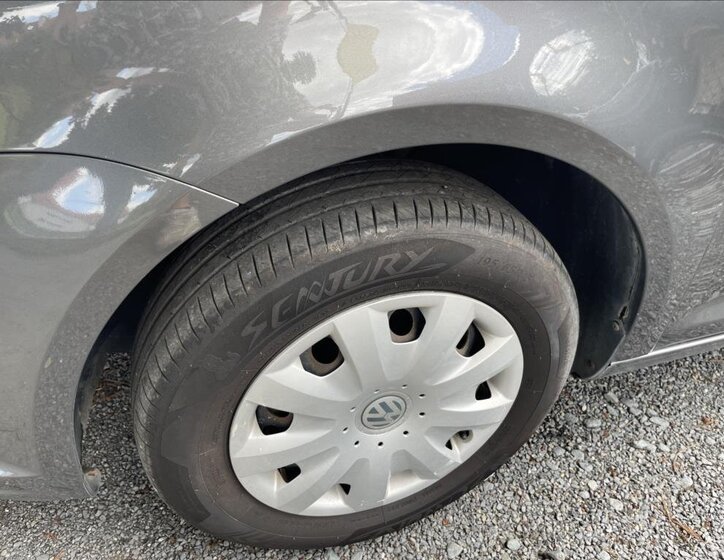 Volkswagen Touran MPV 1,6 l 66 kw