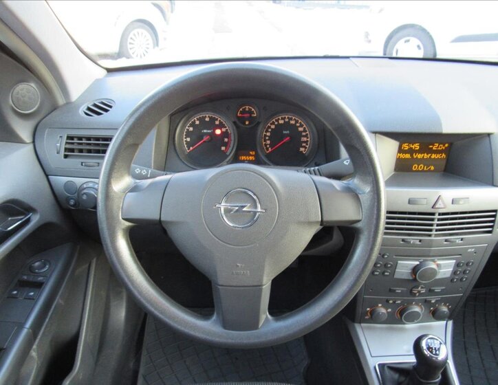 Opel Astra Hatchback 1,4 l 66 kw