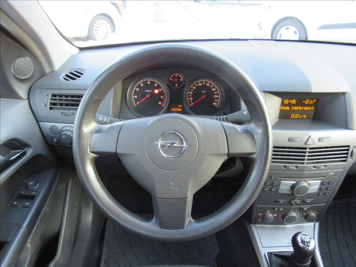 Opel Astra Hatchback 1,4 l 66 kw