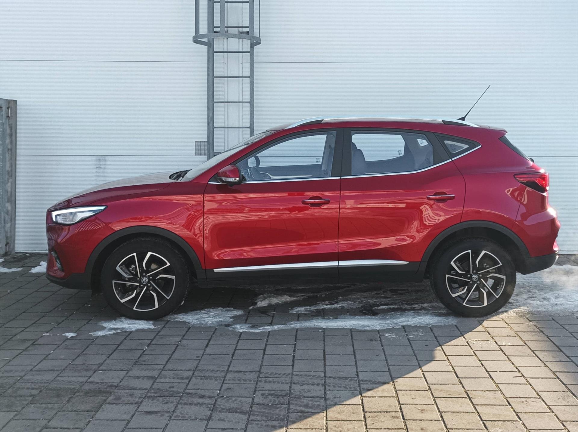 MG ZS SUV 1,5 l 78 kw