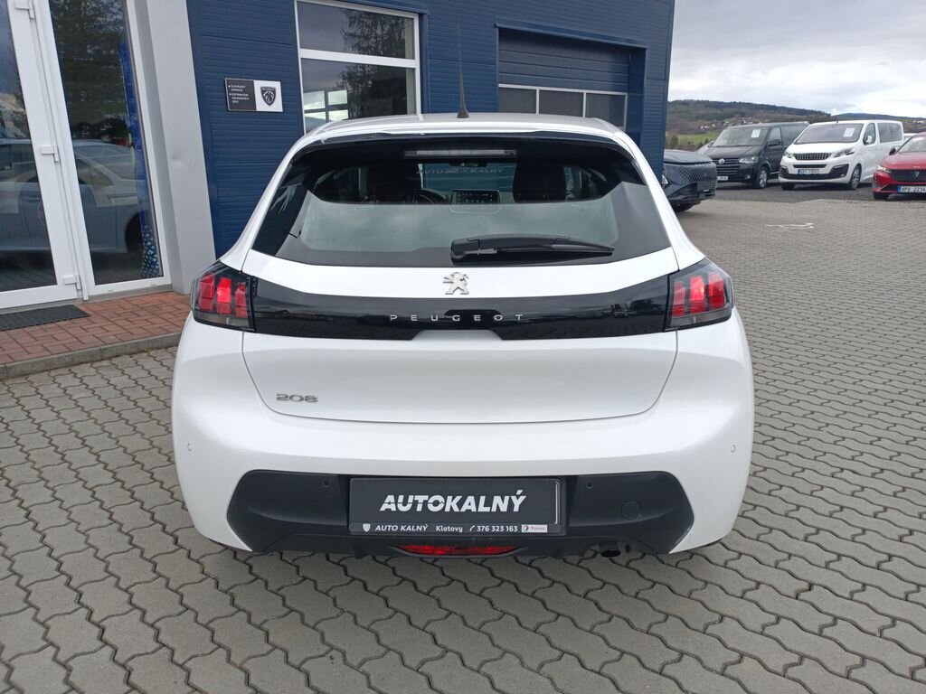 Peugeot 208 Hatchback 1,2 l 55 kw