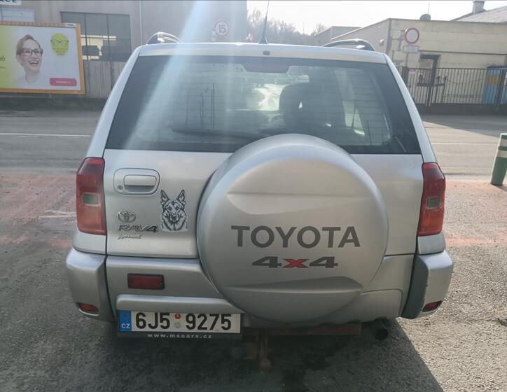 Toyota RAV4 9