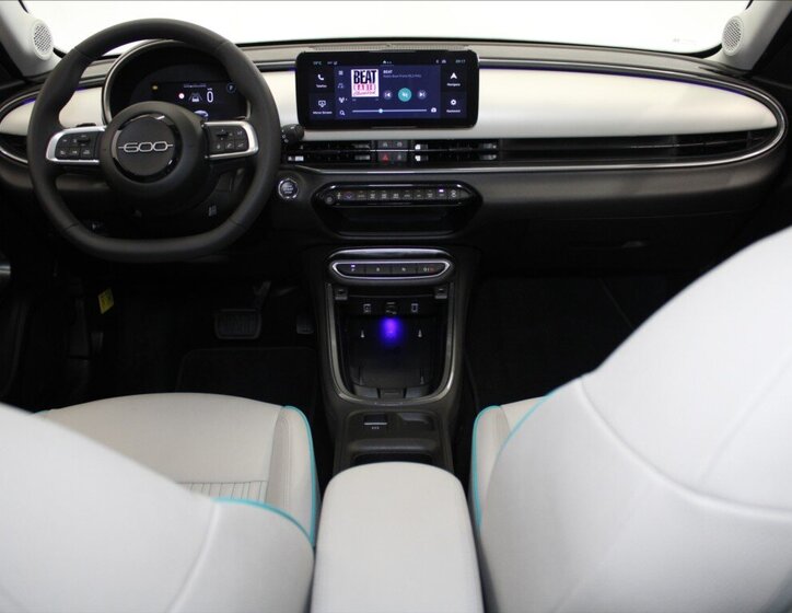 Fiat 600 SUV / Terénní 1,2 l 107 kw