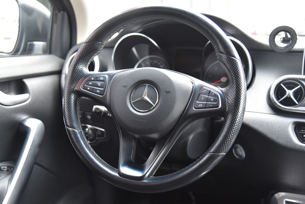 Mercedes-Benz Třídy X