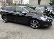 Volvo V60 Kombi 2,4 l 158 kw