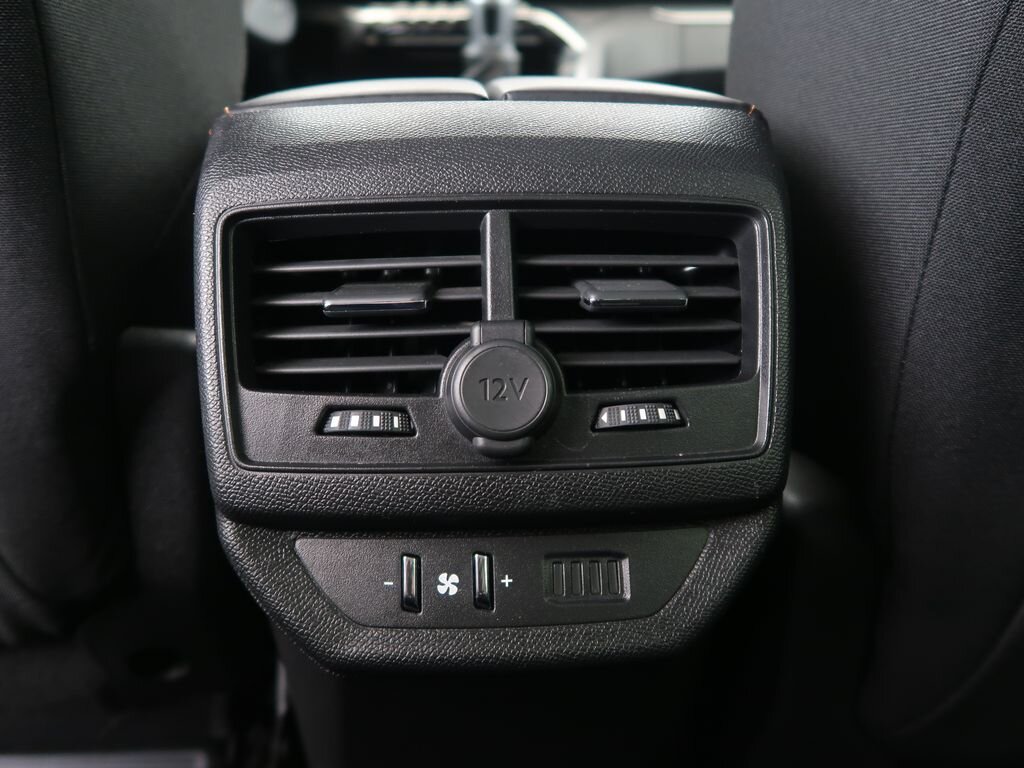 Peugeot 5008 SUV 1,2 l 96 kw