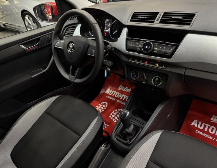 Škoda Fabia Hatchback 999,0 70 kw