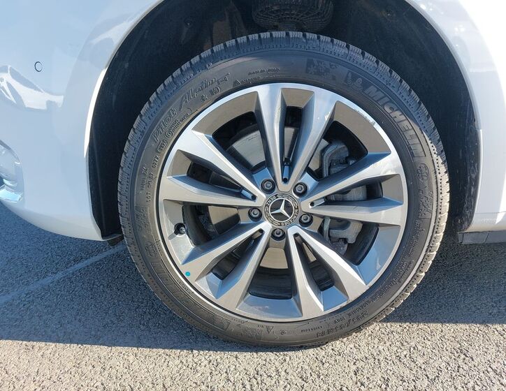 Mercedes-Benz Vito 26