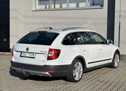 Škoda Superb 5
