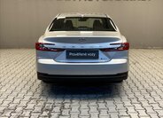 Toyota Camry Sedan / Limuzína 2,5 l 137 kw