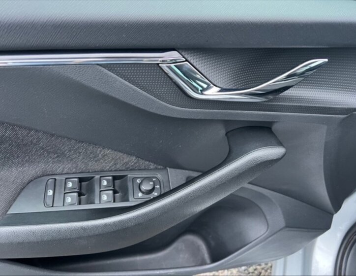 Škoda Scala Hatchback 1,5 l 110 kw