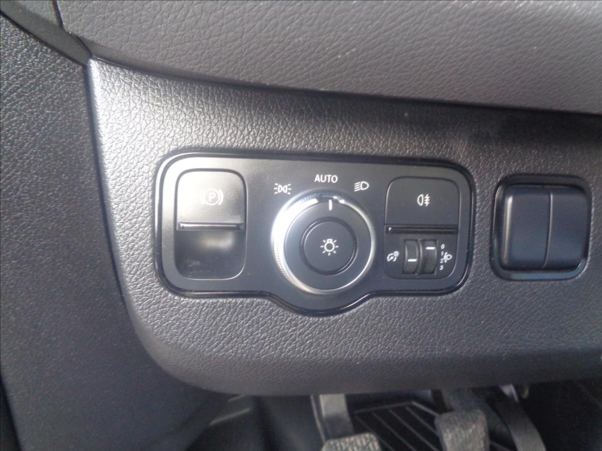 Mercedes-Benz Sprinter Skříň 2,1 l 120 kw