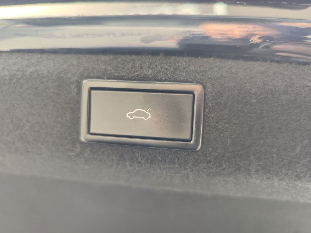 Škoda Superb Sedan / Limuzína 2,0 l 110 kw